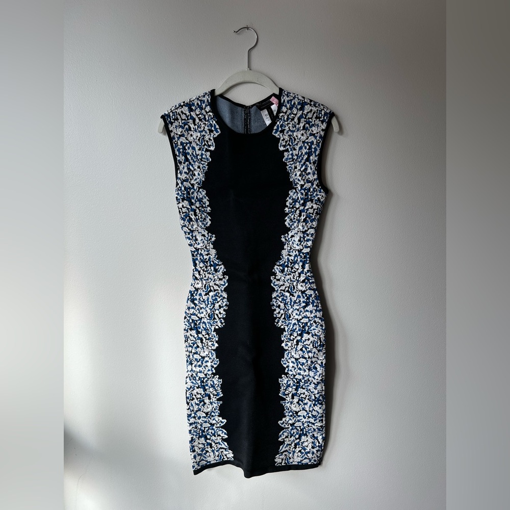 XXS | BCBG Bodycon Dress *fits bigger see description*